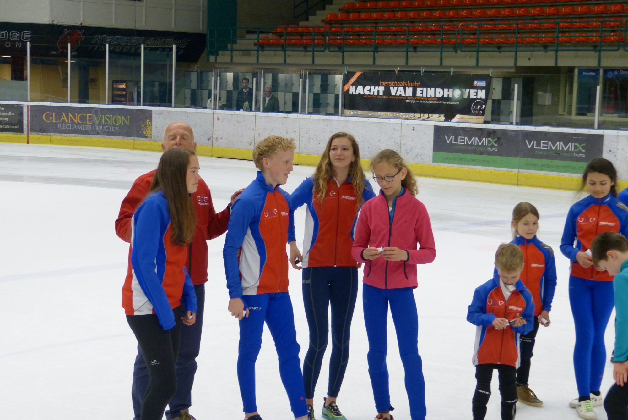 shorttrack relay jeugd 2e plaats
