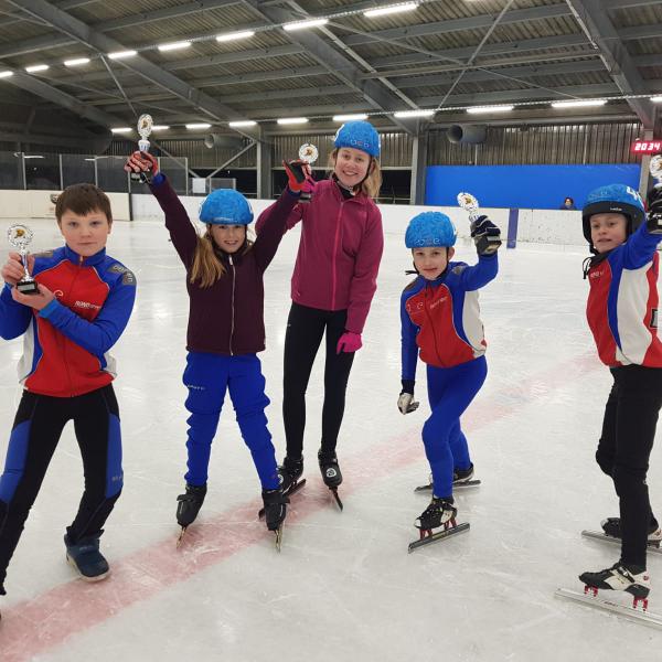 foto winnaars shorttrack clubkampioenschap
